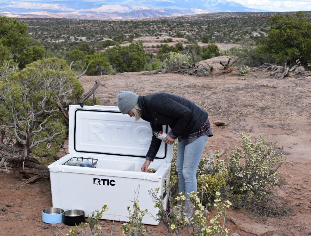 145 QT Ultra-Tough Cooler